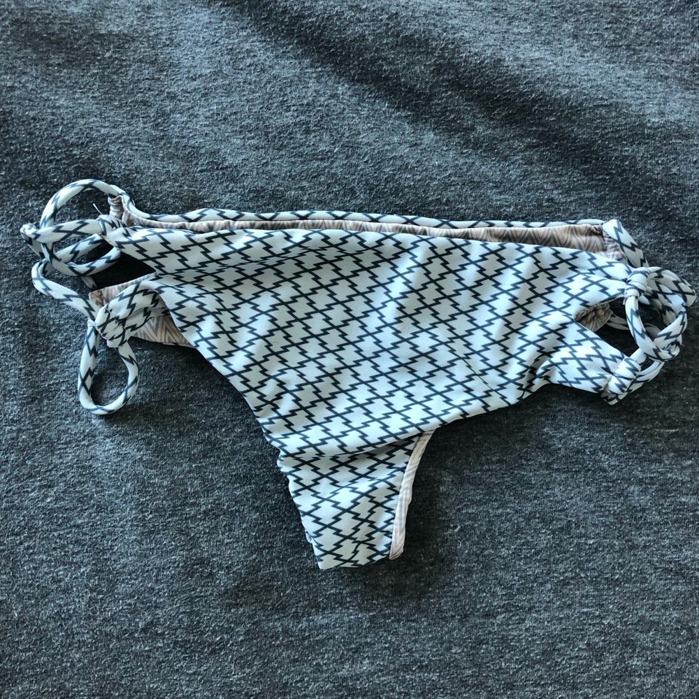🚫SOLD🚫 Acacia bikini bottom